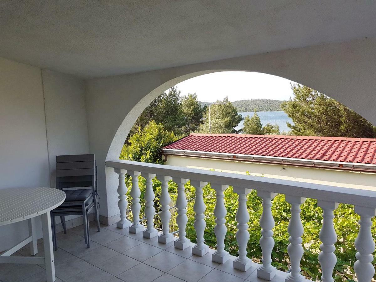 Apartments Vila Leona Пировац Екстериор снимка